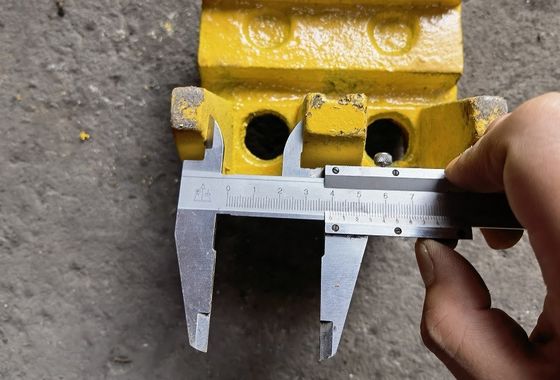 Forging Rail Clamps Forged Production 45 Steel With Bolts Rail Joint Clamp Welding