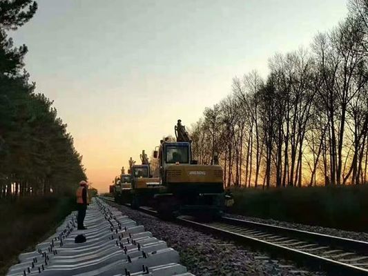 Manual Road Rail Excavator Unpowered 25m Per Min 7000mm Wheelbase