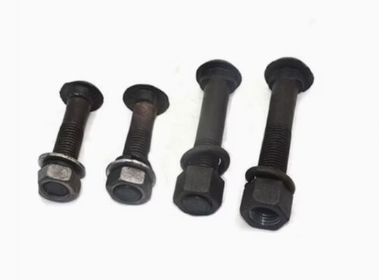 Zorlu çevresel koşullara dayanacak ve ray dayanıklılığını sağlayacak şekilde inşa edilen hava durumuna dayanıklı demiryolu rayı bağlama sistemi