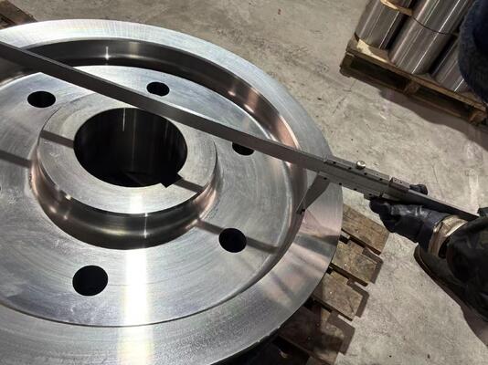 ER7 Kargo vagonu sistemleri için kalın çelik demiryolu tekerlekleri 840~1050mm EN13262