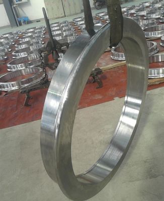 Vietnam Lokomotifi İçin YN920 Demiryolu Lastikleri 915mm Dış Çap