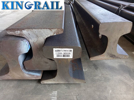 Demiryolu Rayları Ağır Çelik Q235B 55Q U71mn Demiryolu Rayları Demiryolu Çelik Rayları
